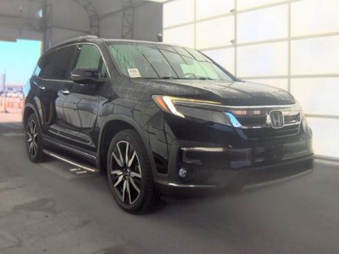 Used 2019 Honda Pilot Touring image 2
