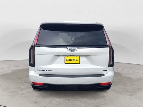 Used 2022 Cadillac Escalade Sport Platinum w/ LPO, ONYX Package AWD/4WD image 3