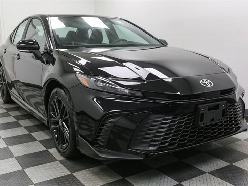 New 2026 Toyota Camry SE AWD/4WD image 2