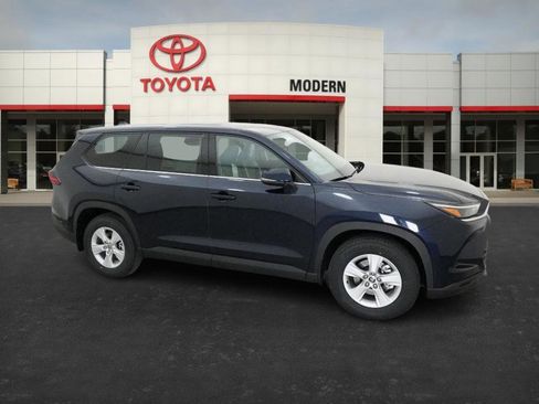 New 2026 Toyota Grand Highlander AWD Hybrid image 28