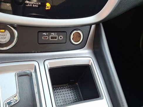 Used 2021 Nissan Murano SV AWD/4WD image 23