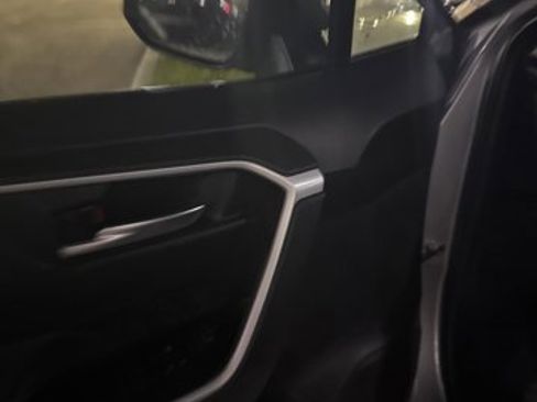 Used 2025 Toyota RAV4 XLE Premium image 3