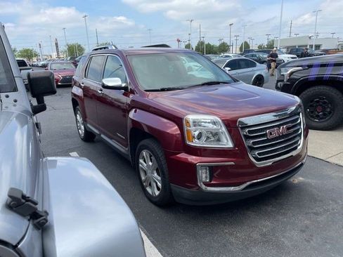 Used 2016 GMC Terrain SLT image 2