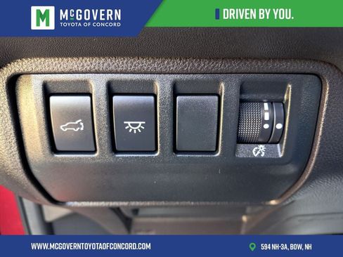 Used 2023 Subaru Ascent Limited w/ Technology Package AWD/4WD image 31