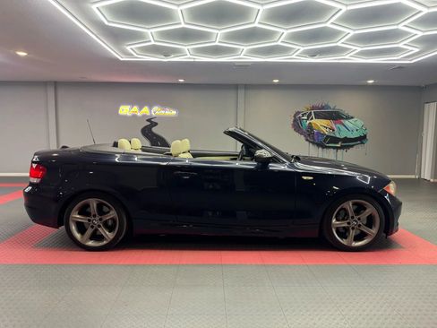 Used 2008 BMW 135i Convertible image 4