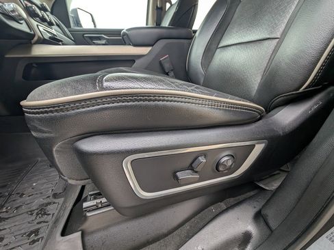 Used 2021 RAM 1500 Laramie image 14