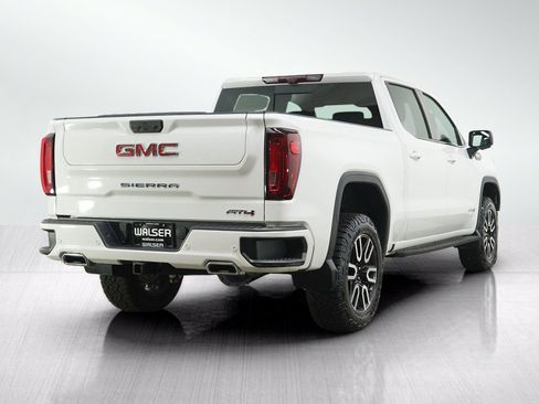 Used 2023 GMC Sierra 1500 AT4 w/ AT4 Premium Package AWD/4WD image 5