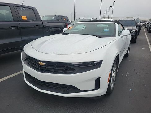 Used 2023 Chevrolet Camaro LT image 2
