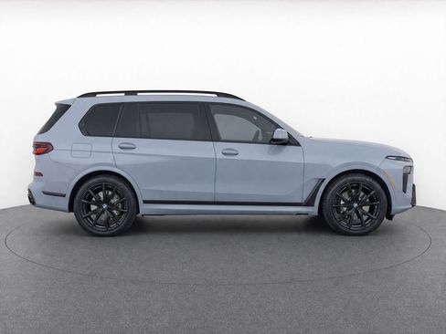 Used 2026 BMW X7 xDrive40i AWD/4WD image 7