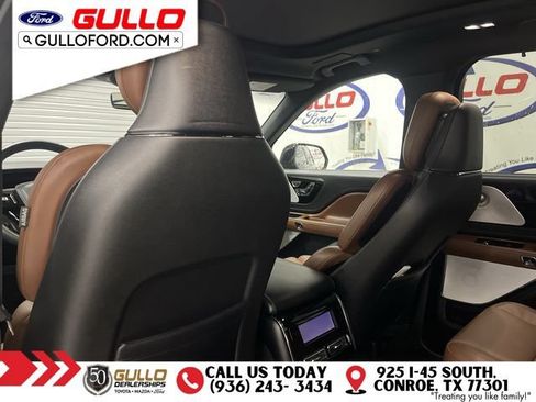 Used 2023 Lincoln Aviator Reserve w/ Equipment Group 201A AWD/4WD image 15