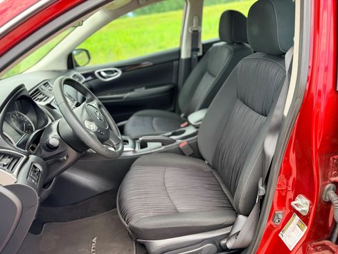 Used 2019 Nissan Sentra SV FWD image 19