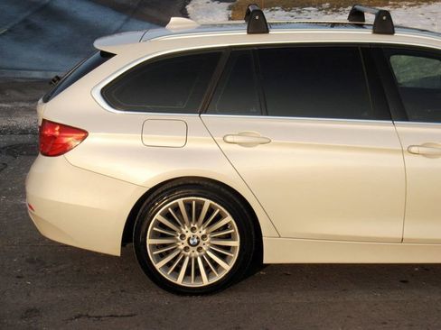 Used 2015 BMW 328i xDrive Wagon image 13