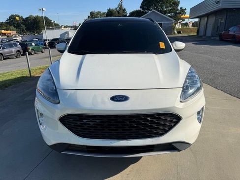 Used 2021 Ford Escape Titanium AWD/4WD image 2