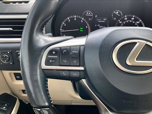 Used 2023 Lexus GX 460 Premium w/ Accessory Package AWD/4WD image 18