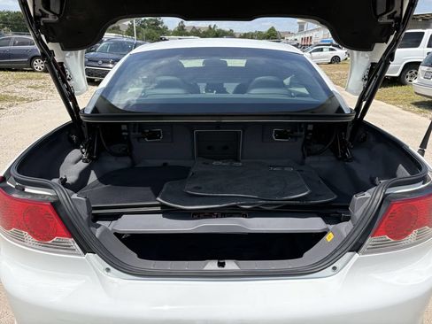 Used 2010 Volvo C70 T5 FWD image 25