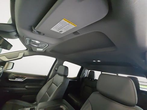 Used 2024 Chevrolet Silverado 1500 LT AWD/4WD image 12