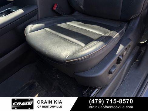 Used 2022 Chevrolet Tahoe High Country w/ Premium Package 2 AWD/4WD image 21