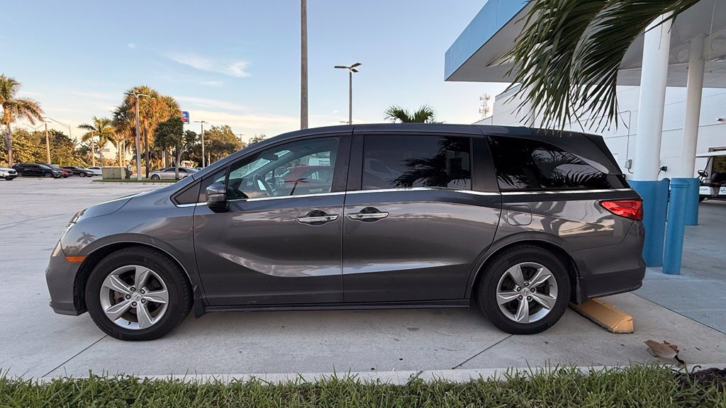 Used 2018 Honda Odyssey EX image 4
