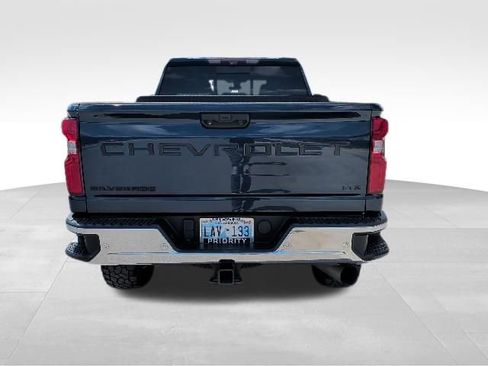 Used 2020 Chevrolet Silverado 2500 LTZ w/ LTZ Premium Package AWD/4WD image 4