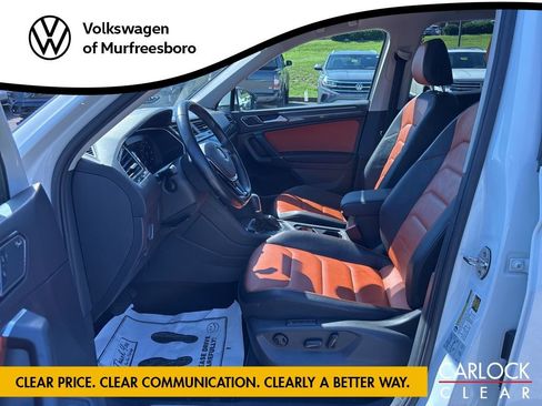 Used 2018 Volkswagen Tiguan SEL Premium AWD/4WD image 15