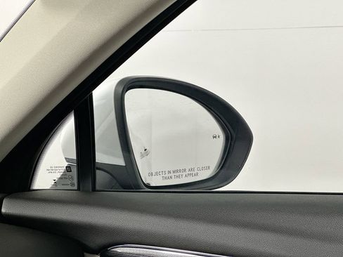 Used 2023 Buick Envision Preferred image 24