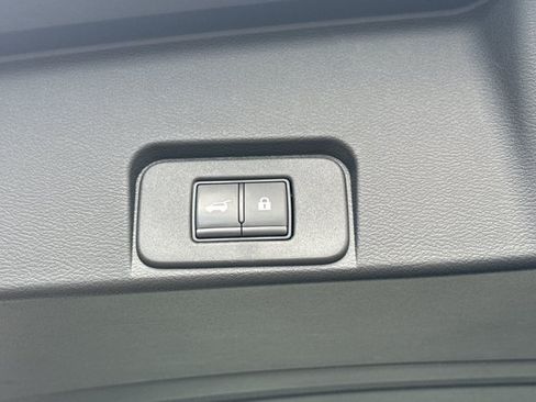 Certified 2023 Nissan Rogue SL AWD/4WD image 11