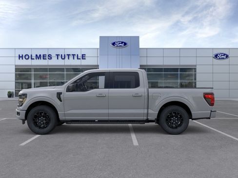 New 2026 Ford F150 XLT w/ XLT Black Appearance Package RWD image 3
