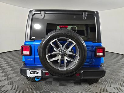 Used 2024 Jeep Wrangler Unlimited w/ Convenience Group