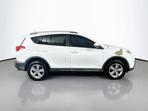 Used 2015 Toyota RAV4 XLE FWD image 4
