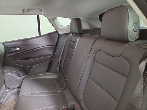 Used 2024 Chevrolet Trax ACTIV w/ Sunroof Package FWD image 18