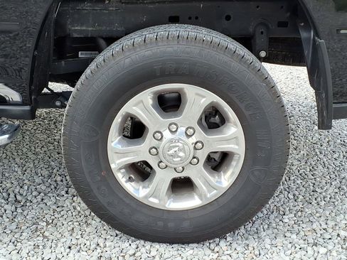 Used 2025 RAM 2500 Big Horn AWD/4WD image 20