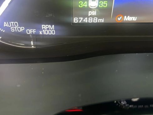 Used 2019 Cadillac XT5 AWD image 16