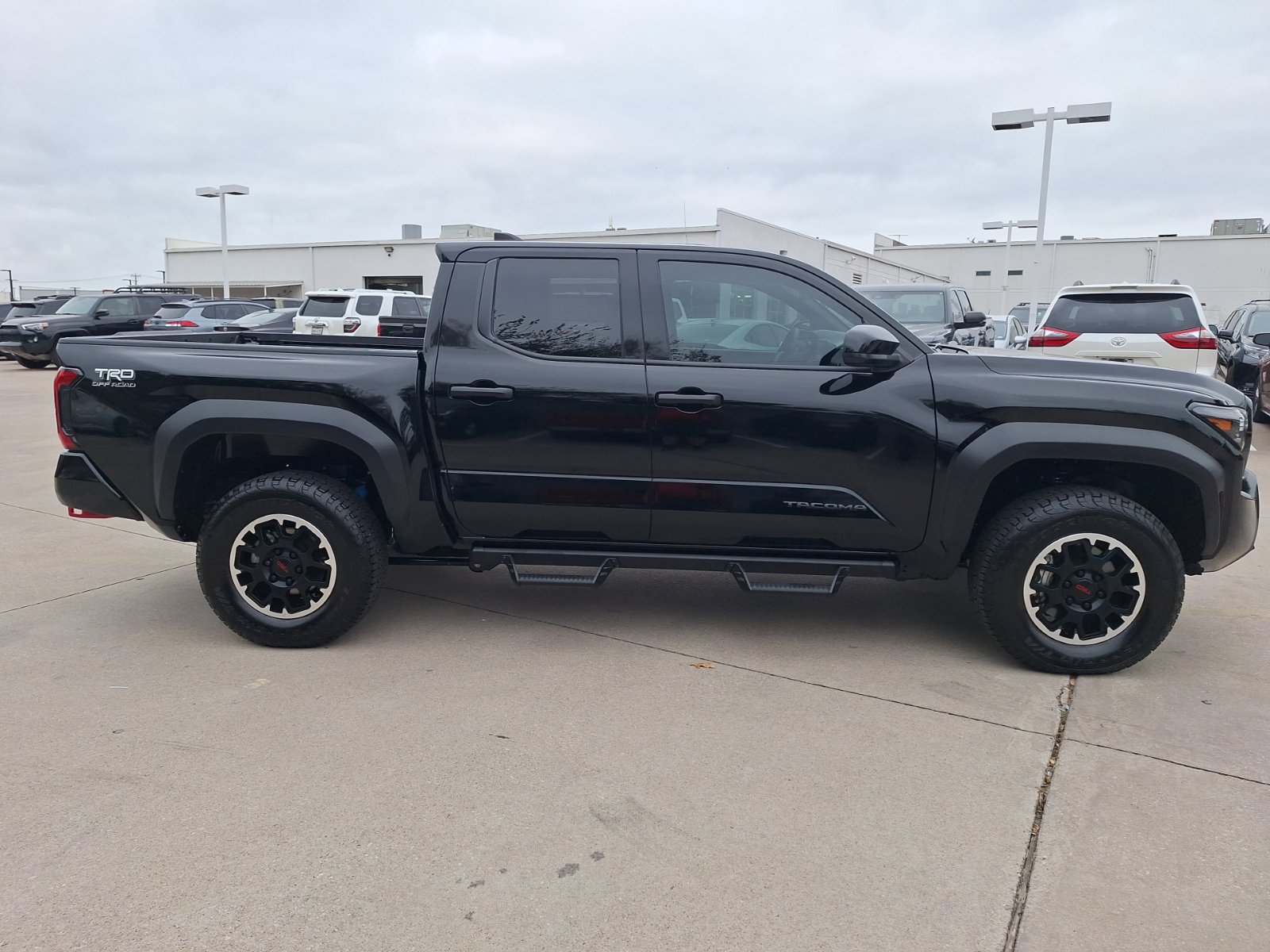 Used 2026 Toyota Tacoma TRD Off-Road AWD/4WD image 7