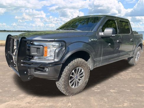 Used 2019 Ford F150 XLT w/ Equipment Group 302A Luxury AWD/4WD image 2