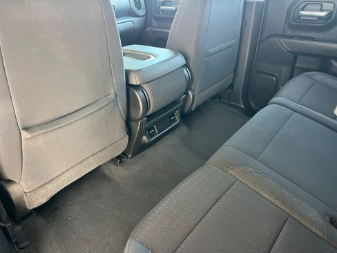 Used 2022 Chevrolet Silverado 1500 Custom RWD image 12