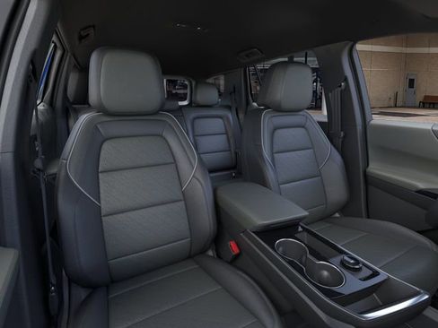 New 2026 Chevrolet Equinox LT w/ Convenience Package II FWD image 16