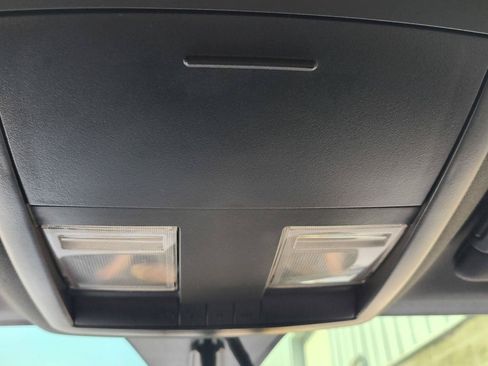 Used 2013 Dodge Challenger SRT8 RWD image 21