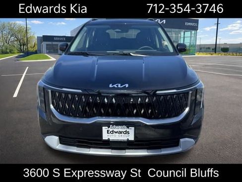 New 2026 Kia Carnival EX FWD image 5