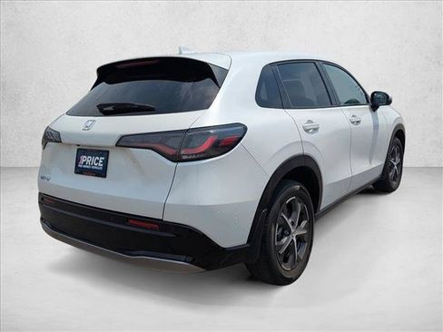 Used 2023 Honda HR-V EX-L image 5