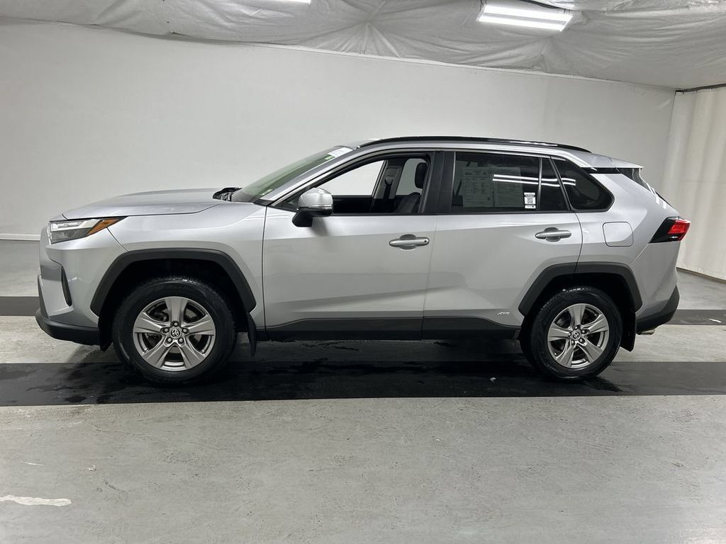 Used 2023 Toyota RAV4 XLE w/ Convenience Package AWD/4WD image 6
