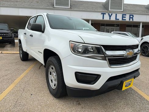 Used 2016 Chevrolet Colorado W/T w/ WT Convenience Package image 2