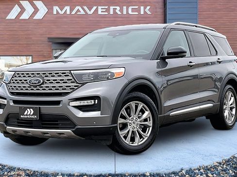 Used 2021 Ford Explorer Limited w/ Equipment Group 301A AWD/4WD image 3
