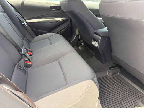 Used 2026 Toyota Corolla LE FWD image 15