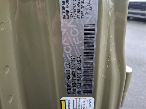 New 2026 Jeep Gladiator Sport image 22