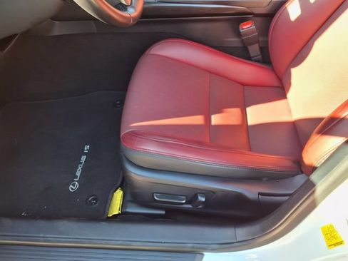 Used 2024 Lexus IS 350 F Sport RWD image 13