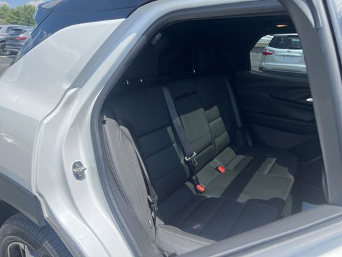 Used 2021 Chevrolet TrailBlazer RS w/ Sun and Liftgate Package FWD image 49