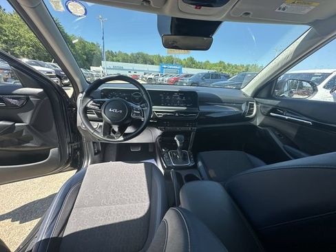Used 2024 Kia Seltos S AWD/4WD image 22