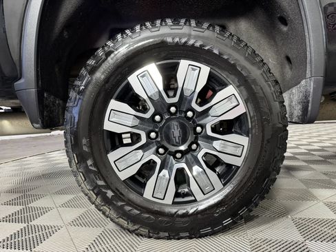 Used 2022 Chevrolet Silverado 2500 LTZ w/ Z71 Chrome Sport Edition AWD/4WD image 45