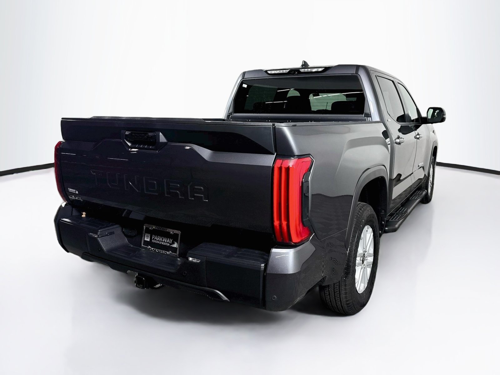 Used 2026 Toyota Tundra SR5 w/ SR5 Premium Package AWD/4WD image 7