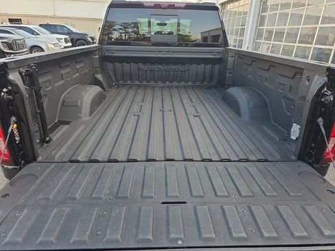 Used 2023 GMC Sierra 2500 Denali w/ Denali Ultimate Package image 13